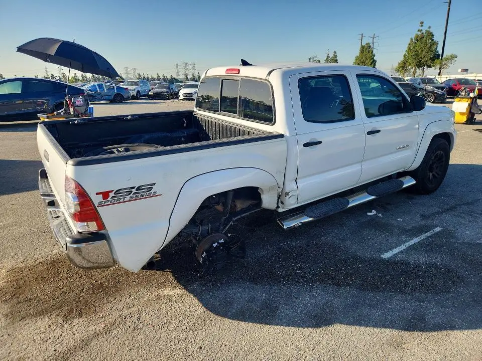 2015 TOYOTA TACOMA PRERUNNER V6  