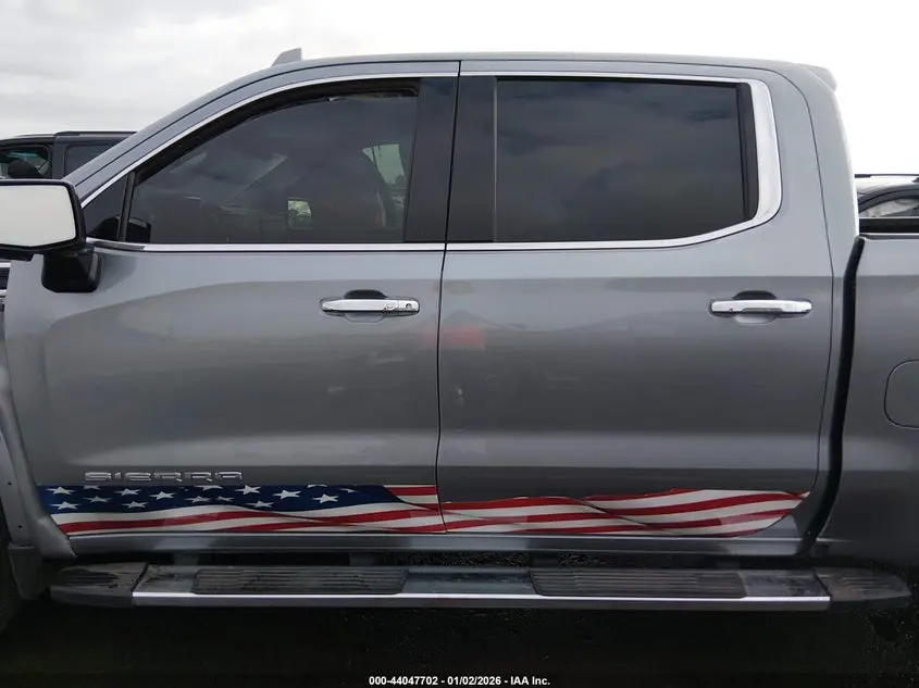 2025 GMC SIERRA 1500 4WD  SHORT BOX SLT