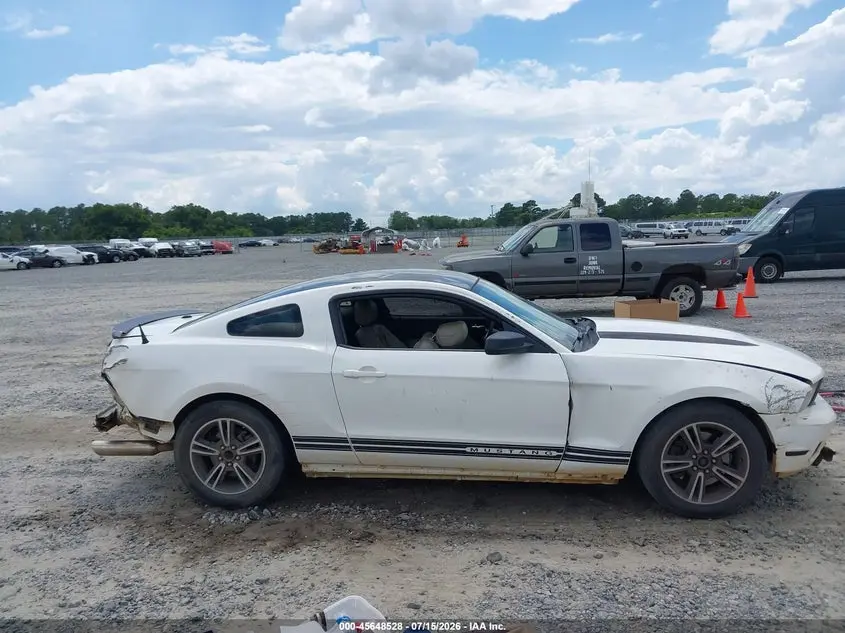 2012 FORD MUSTANG V6 PREMIUM