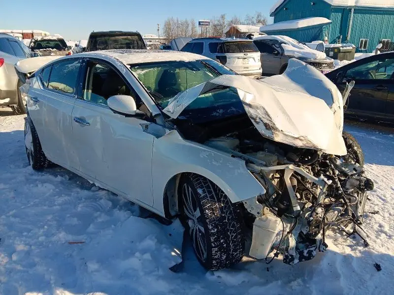 2020 NISS ALTIMA PLATINUM  