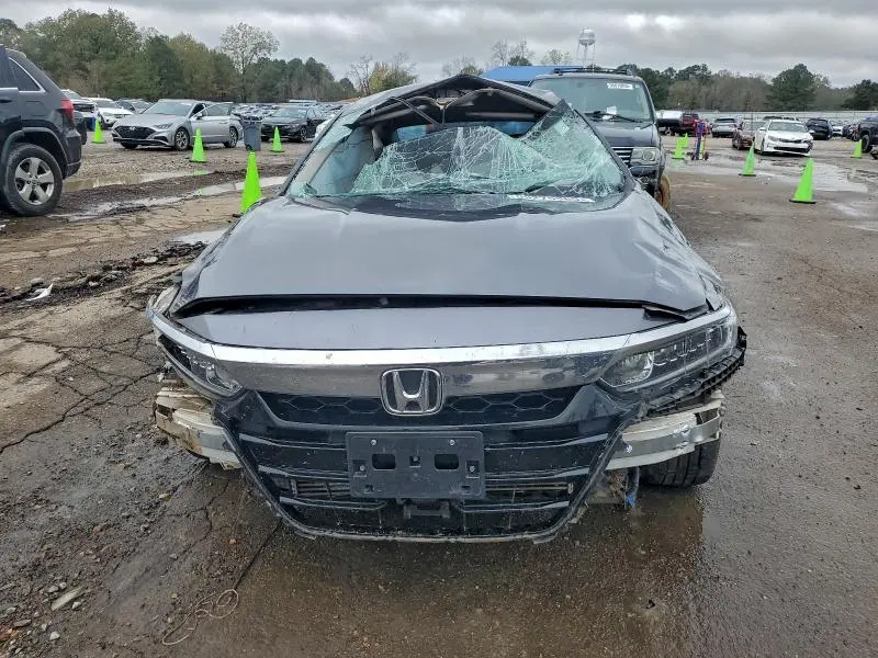 2020 HONDA ACCORD LX  