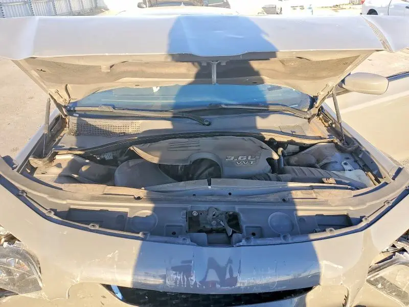 2019 CHRYSLER 300 S  