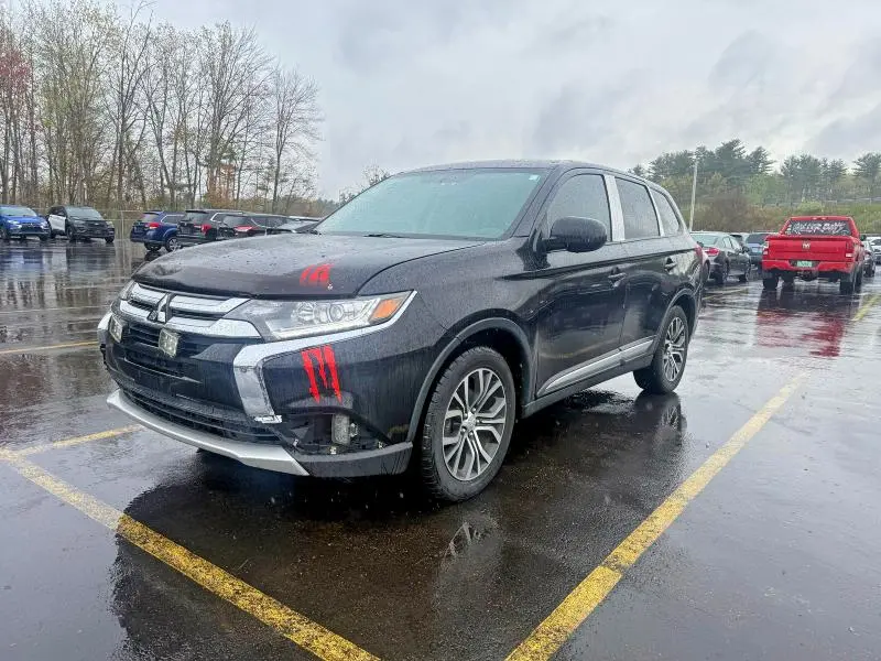 2018 MITSUBISHI OUTLANDER ES  