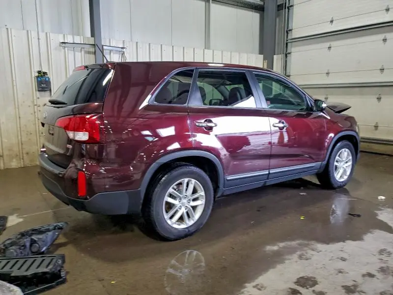 2015 KIA SORENTO LX  