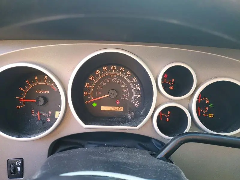 2011 TOYOTA TUNDRA DOUBLE CAB SR5  
