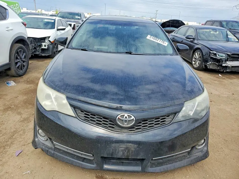 2014 TOYOTA CAMRY SE  