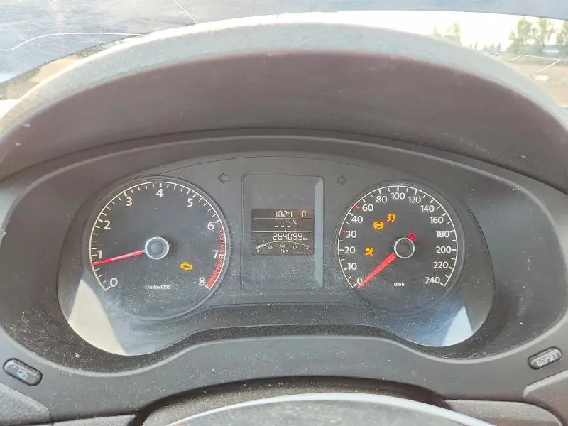 2011 VOLKSWAGEN JETTA SE  