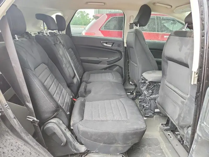 2022 FORD EDGE SE  