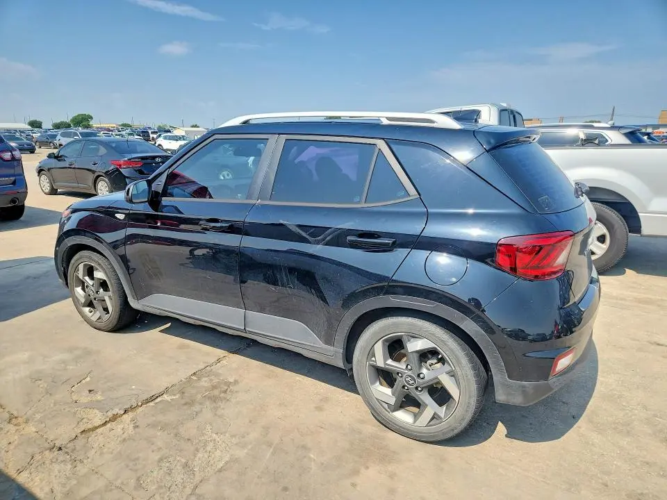 2022 HYUNDAI VENUE SEL  