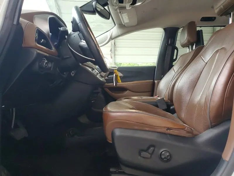 2018 CHRYSLER PACIFICA HYBRID LIMITED  