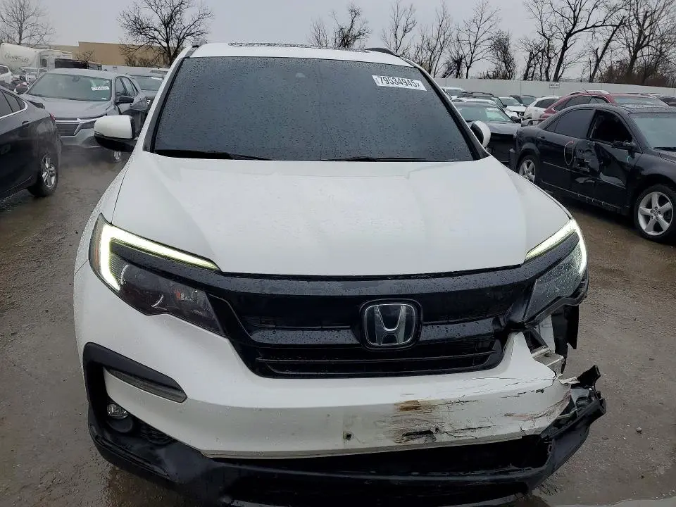 2021 HONDA PILOT SE  