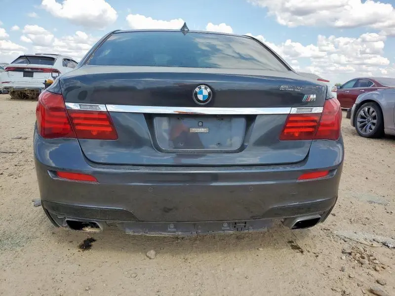 2015 BMW 750I MSPORT