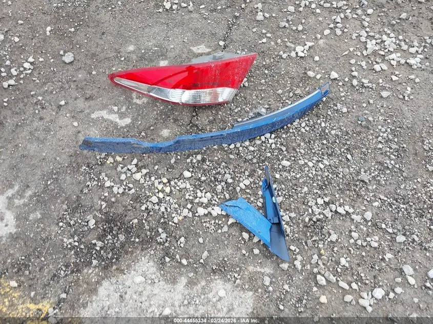 2017 TOYOTA CAMRY LE/XLE/SE/XSE