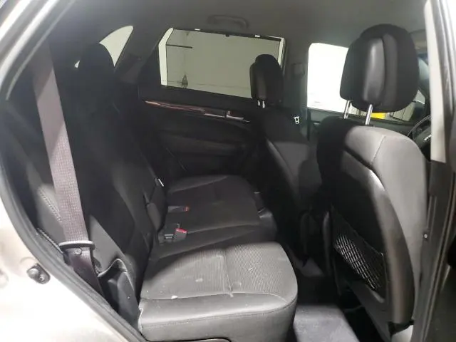 2014 KIA SORENTO LX  