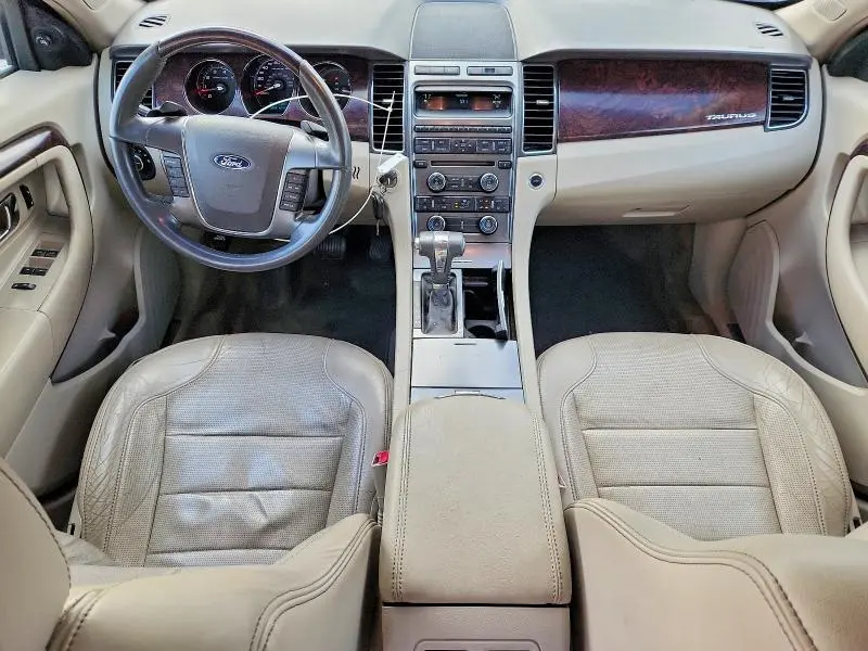 2011 FORD TAURUS LIMITED  