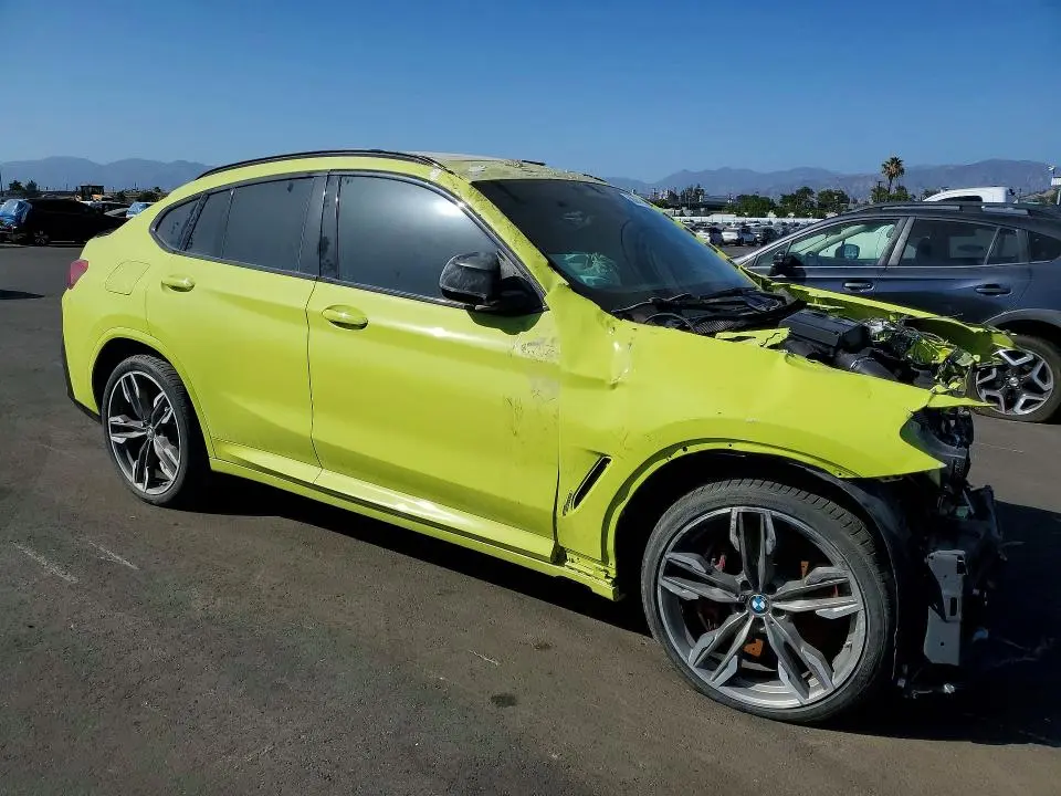 2023 BMW X4 M  