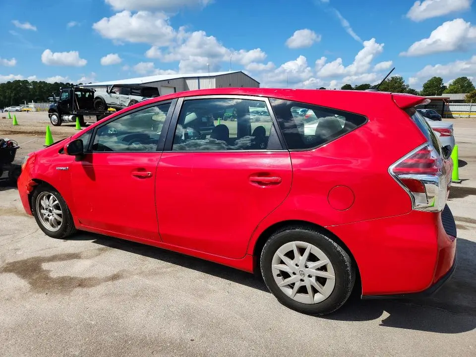 2015 TOYOTA PRIUS V THREE  