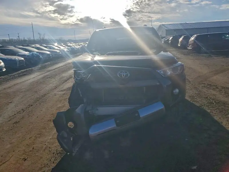 2016 TOYOTA 4RUNNER SR5/SR5 PREMIUM  