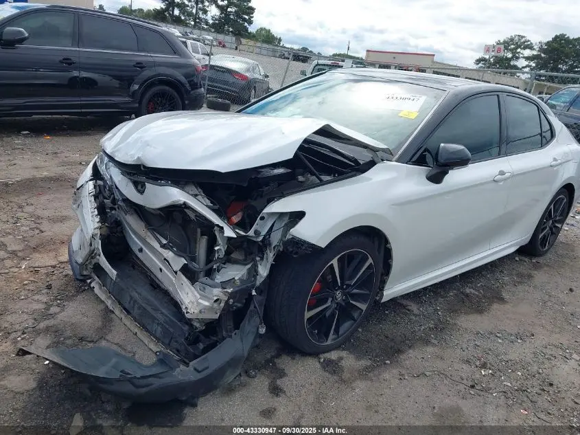 2020 TOYOTA CAMRY XSE