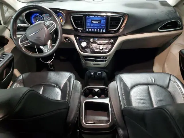 2017 CHRYSLER PACIFICA TOURING L PLUS  