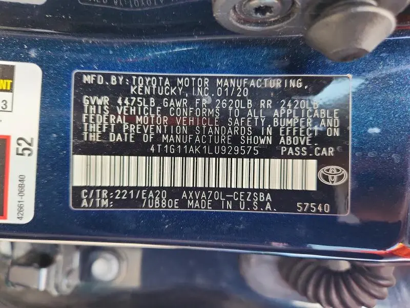 2020 TOYOTA CAMRY SE  