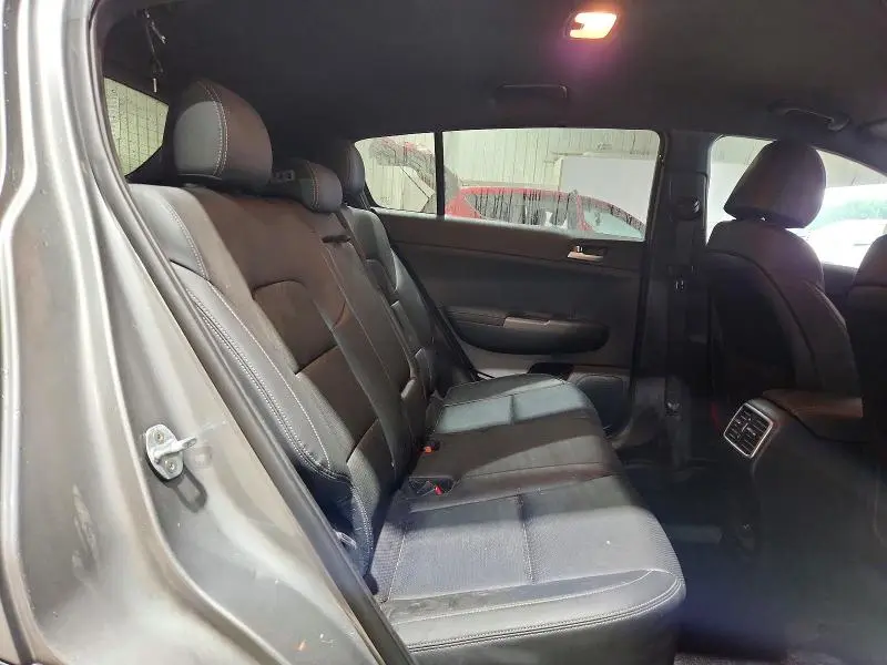 2020 KIA SPORTAGE S  