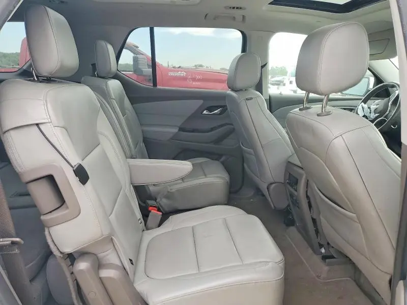 2018 CHEVROLET TRAVERSE LT  