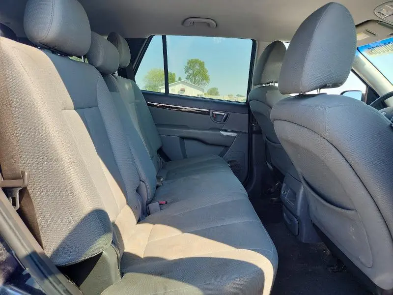 2011 HYUNDAI SANTA FE GLS  