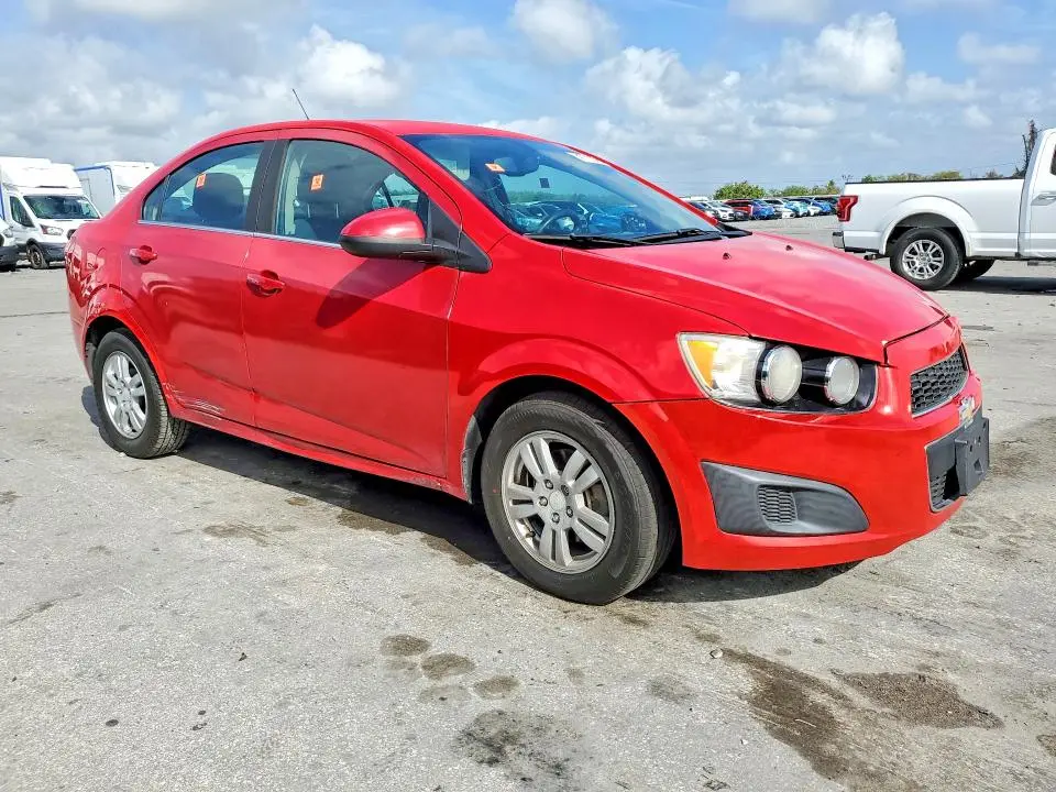 2016 CHEVROLET SONIC LT  