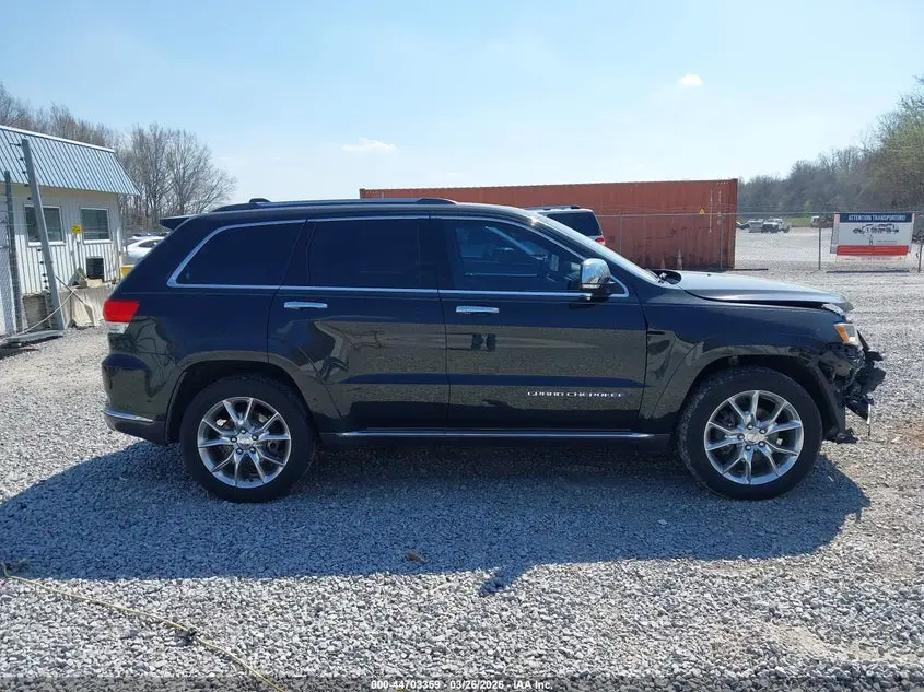 2016 JEEP GRAND CHEROKEE SUMMIT