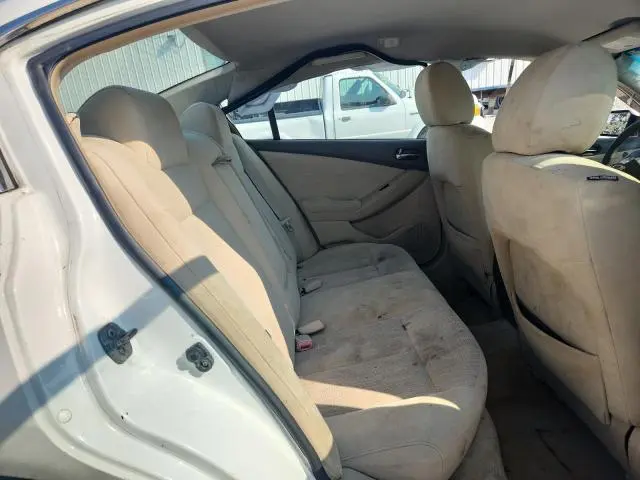 2010 NISSAN ALTIMA BASE  