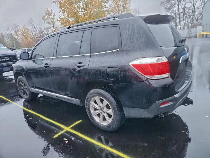 2011 TOYOTA HIGHLANDER BASE  