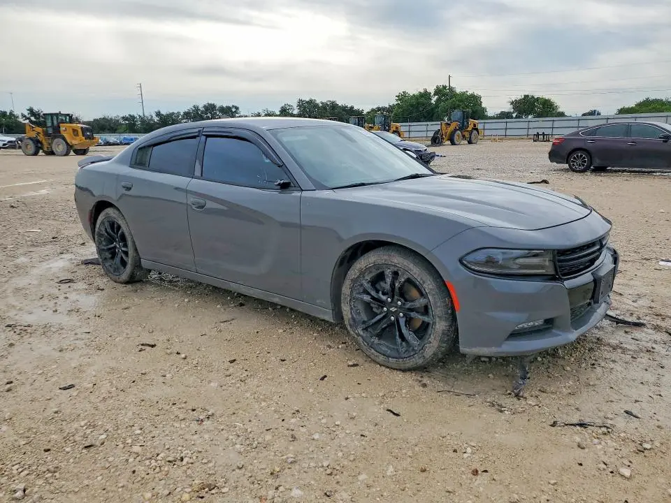 2018 DODGE CHARGER SXT PLUS  
