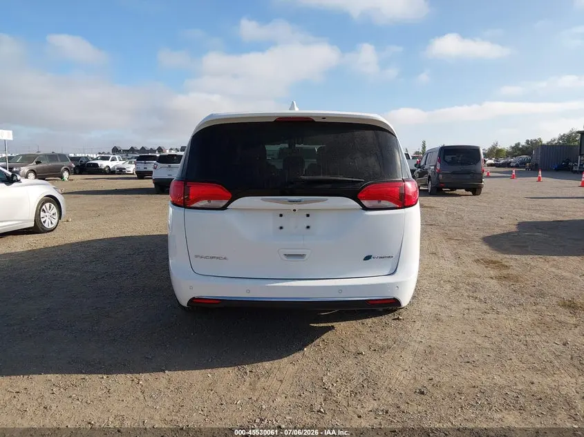 2019 CHRYSLER PACIFICA HYBRID TOURING PLUS