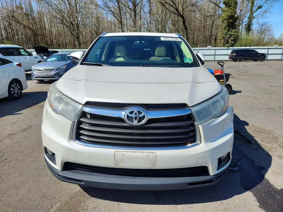2016 TOYOTA HIGHLANDER XLE  