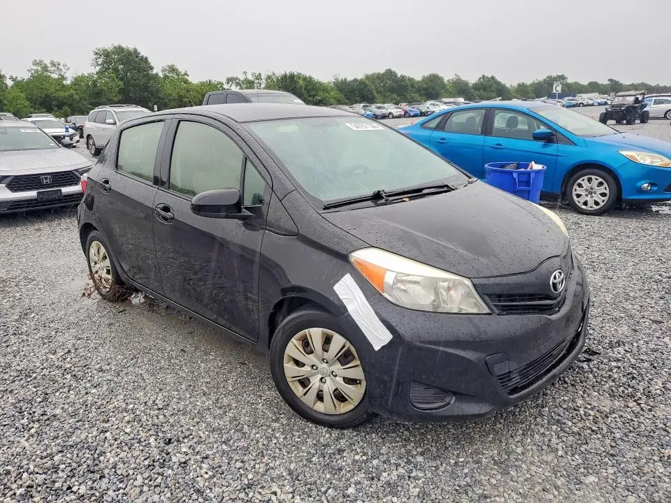 2012 TOYOTA YARIS 5-DOOR LE  