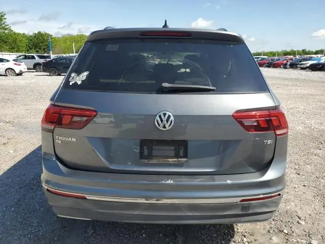 2018 VOLKSWAGEN TIGUAN SE  