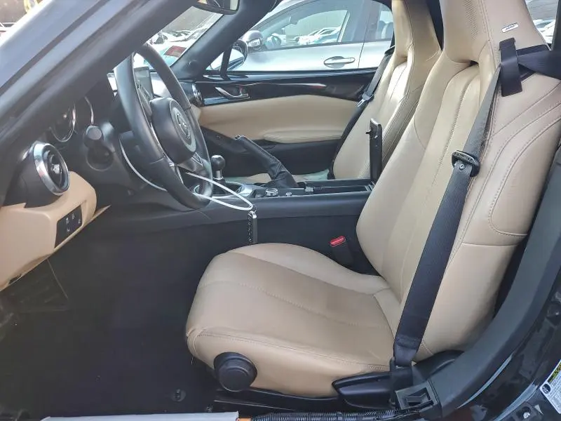 2016 MAZDA MX-5 MIATA GRAND TOURING  