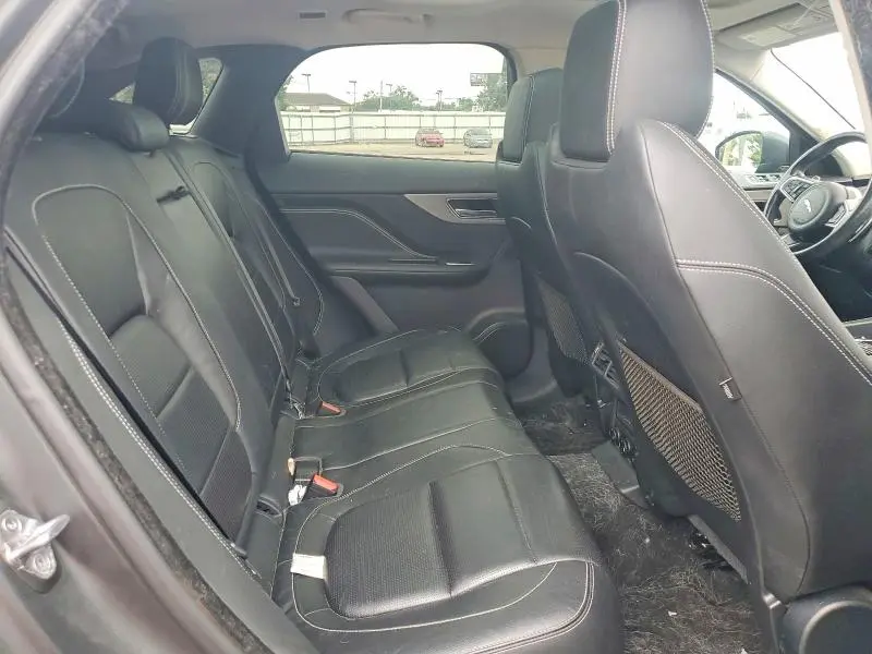 2017 JAGUAR F-PACE S  