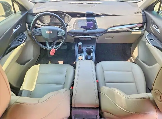 2019 CADILLAC XT4 LUXURY  