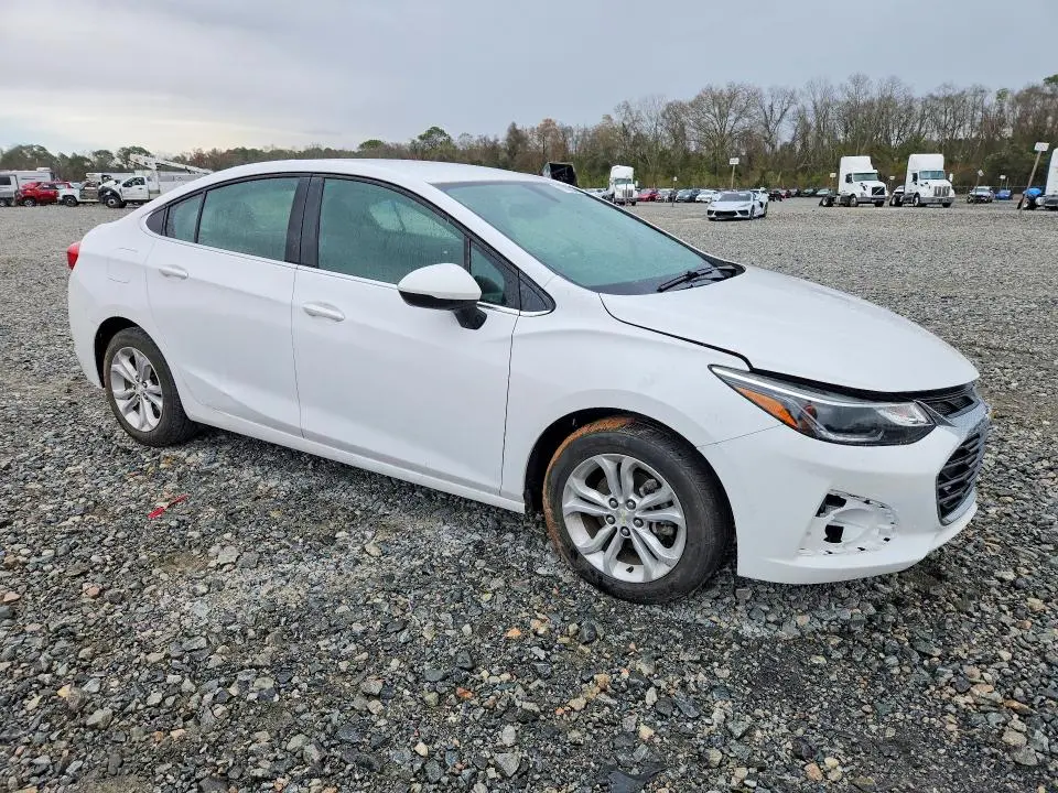 2019 CHEVROLET CRUZE LT  