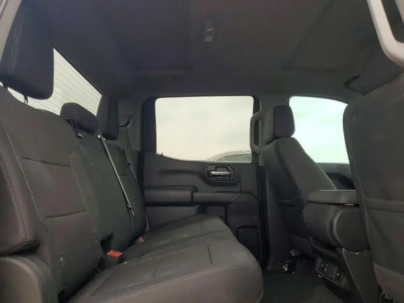 2025 CHEVROLET SILVERADO   