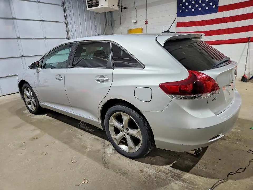 2013 TOYOTA VENZA XLE  