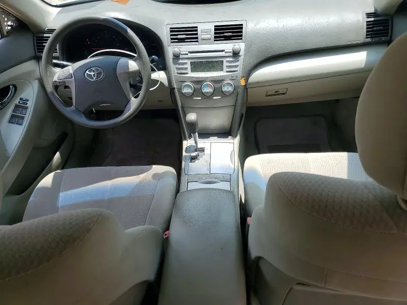 2010 TOYOTA CAMRY LE  
