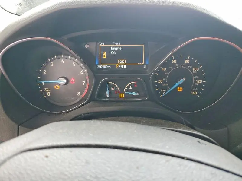 2015 FORD FOCUS SE  