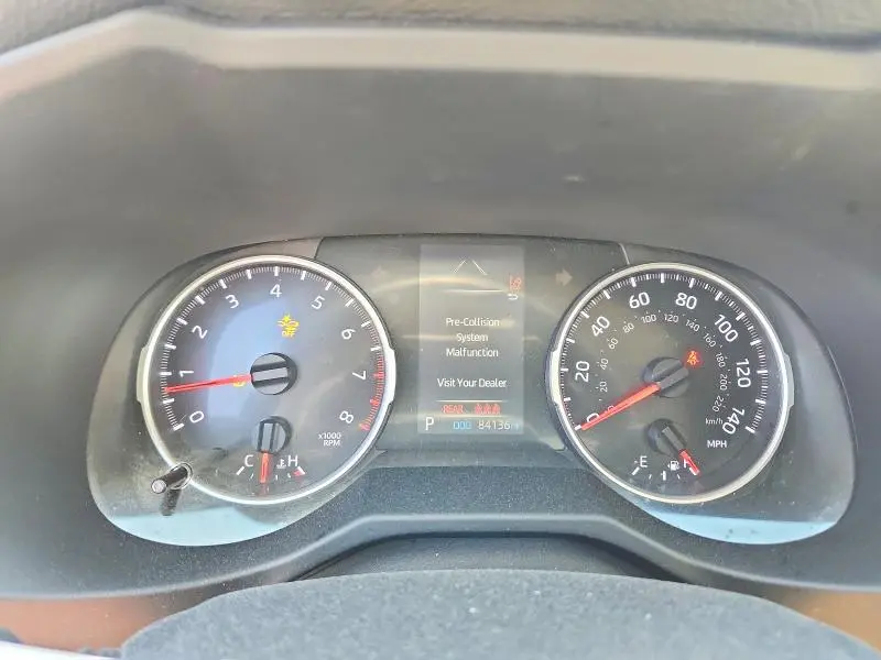 2020 TOYOTA RAV4 LE  