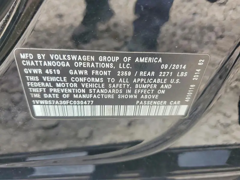 2015 VOLKSWAGEN PASSAT SE  
