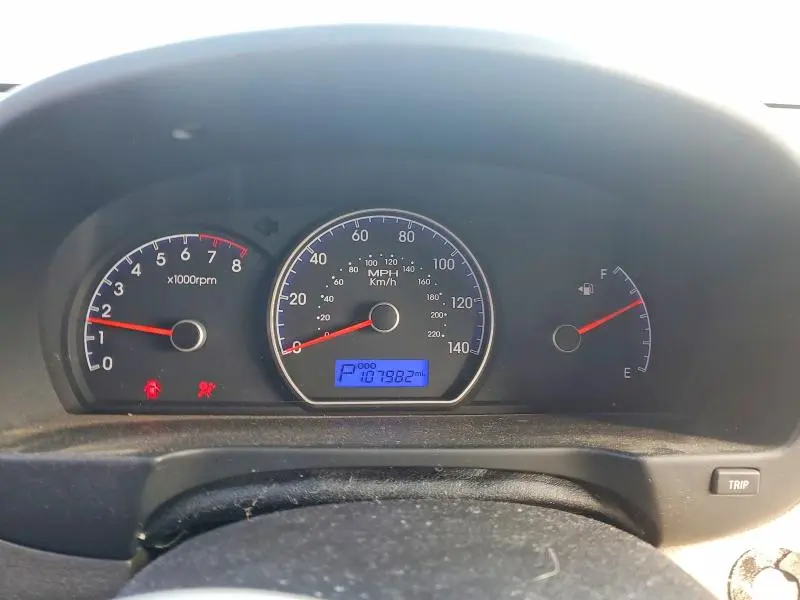 2010 HYUNDAI ELANTRA BLUE  