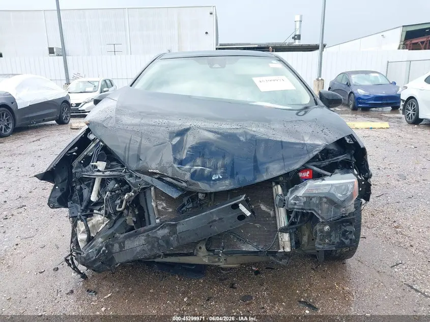 2017 TOYOTA COROLLA LE