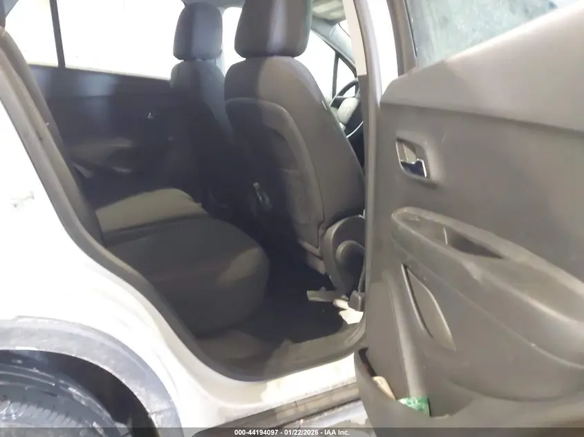 2020 CHEVROLET TRAX FWD LS